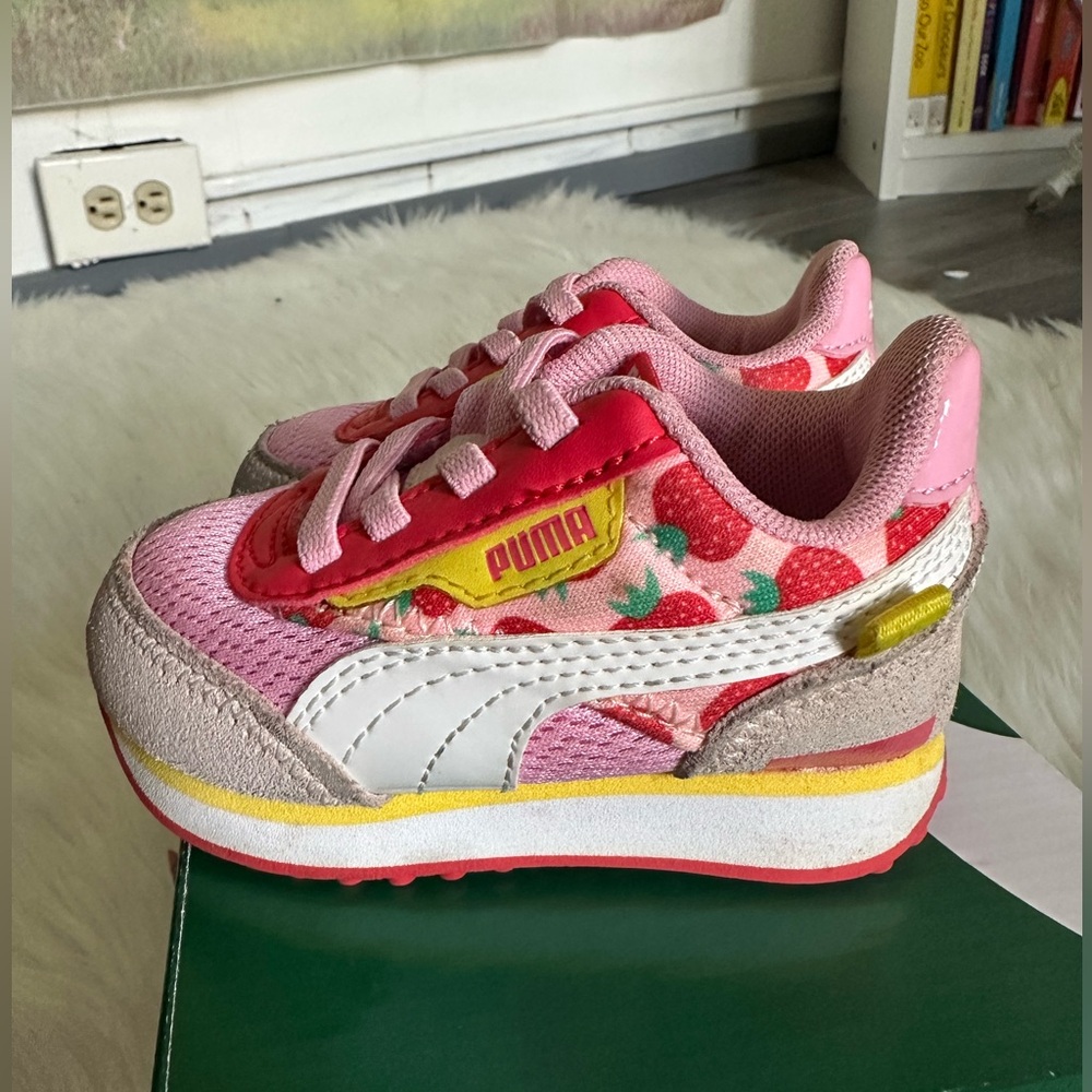 Puma Future Rider Summer Treats Casual Sneakers Pink Size 4 Infants